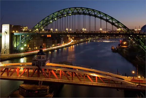 England, Tyne & Wear, Newcastle Upon Tyne. Panoramic view of the River Tyne