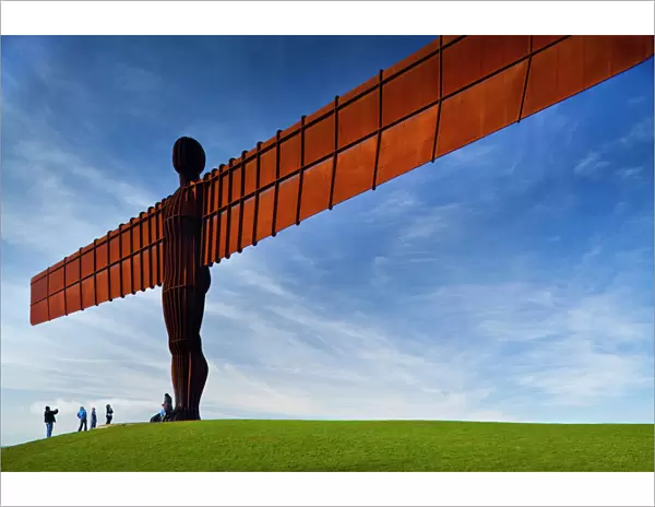 England, Tyne and Wear, Gateshead. The iconic Angel of the North statue by Antony Gormley