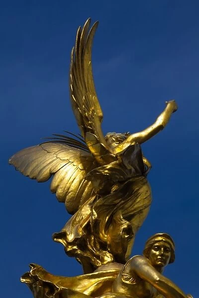 England, Greater London, City of Westminster. Statue of Victory on top of the Victoria Memorial in Queens Garden near
