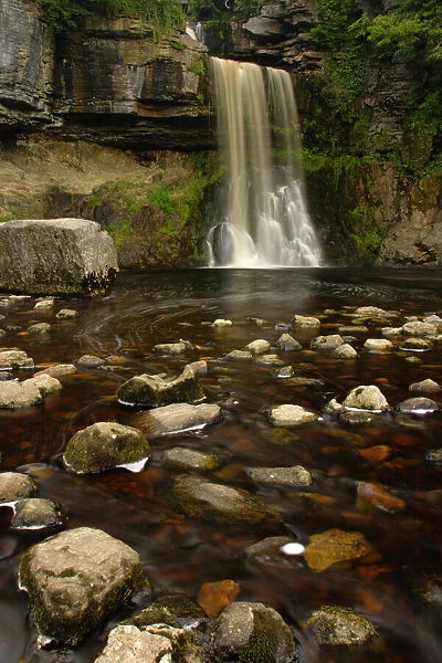 ENGLAND, Yorkshire, Yorkshire Dales National Park. The fast flowing waters of the Thornton Force waterfall