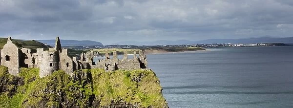 Northern Ireland, Country Antrim, Dunluce Castle