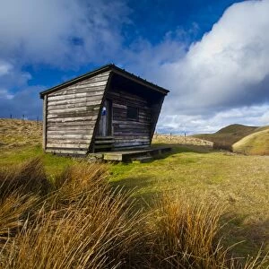 England, Northumberland, Northumberland National Park. Yearning Saddle / Lamb Hill Refuge Hut