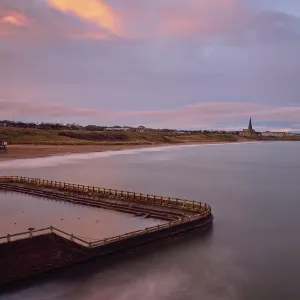 England, Tyne and Wear, King Edwards Bay