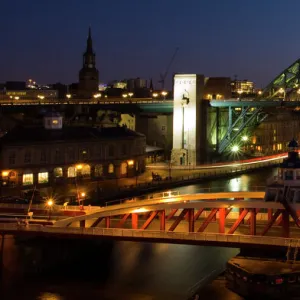 England, Tyne & Wear, Newcastle Upon Tyne. Panoramic view of the River Tyne