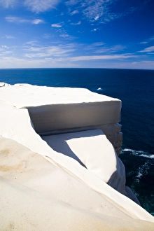 Australia Collection: Australia, New South Wales, Royal National Park. Sandstone cliifs overlooking the Pacific Ocean