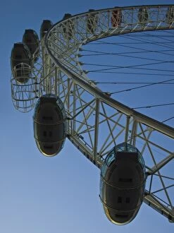 Ferris Wheel Collection: England, Greater London, London Borough of Lambeth