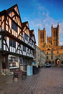 2011 Collection: England, Lincolnshire, Lincoln. The historic Bailgate area and Lincoln Cathedral
