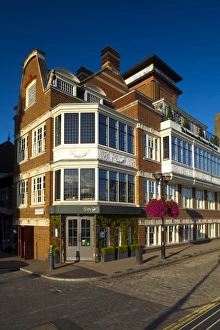 Capital Gallery: England, London, Globe Theatre