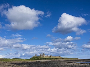 England, Northumberland, Dunstanburgh Castle