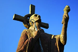 Spring Gallery: England, Northumberland, Lindisfarne / Holy Island. Statue of St