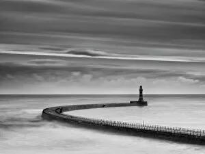 Images Dated 2013: England, Tyne and Wear, Roker Pier