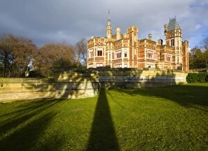 Tyne Book Collection: England, Tyne & Wear, Saltwell Park. Saltwell Towers situated in Saltwell Park