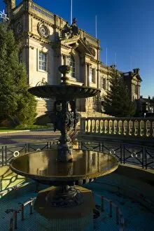 Images Dated 9th December 2008: England, Tyne & Wear, South Shields. Ornate fountain in the grounds of the South Shields Town Hall