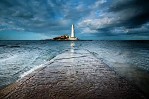 Tyne And Wear Gallery: England, Tyne and Wear, Whitley Bay. Incoming tide engulfs the causeway linking St Marys Island &