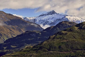 Alpine Collection: New Zealand, South Island, Mount Aspiring National Park
