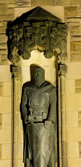 Trending: Scotland, Edinburgh, Edinburgh Castle. Sir William Wallace statue