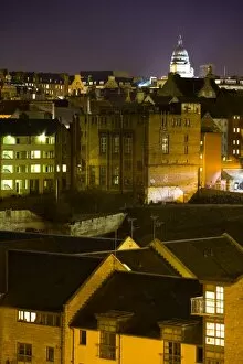 Images Dated 5th January 2009: Scotland, Edinburgh, Edinburgh City. Looking across the city and the variety of new