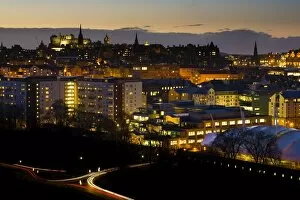 Images Dated 12th January 2009: Scotland, Edinburgh, Holyrood. Looking towards the Old Town and the city center from a high