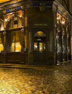 Edinburgh Illuminated Book Gallery: Scotland, Edinburgh, New Town. The Guildford Arms on West Register Street