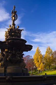 Images Dated 23rd November 2009: Scotland, Edinburgh, Princes Streeet Gardens. Ross Fountain was cast In France in the early 1860s