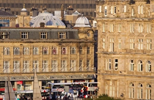 Images Dated 23rd November 2009: Scotland, Edinburgh, Princes Street. Typical architecture of the shops