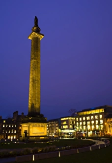 Images Dated 6th January 2009: Scotland, Edinburgh, St Andrews Square. Erected in 1823 in honour of Henry Dundas